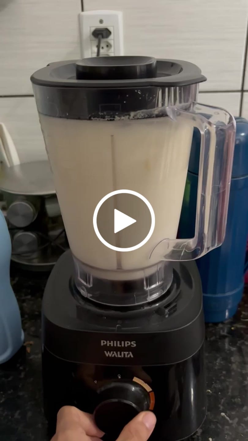 Customer video review of Kit 4 Unidades: Leite Vegetal NutzMilk  26L - Concentrado de Castanha de Caju + 6 sachês (grátis)