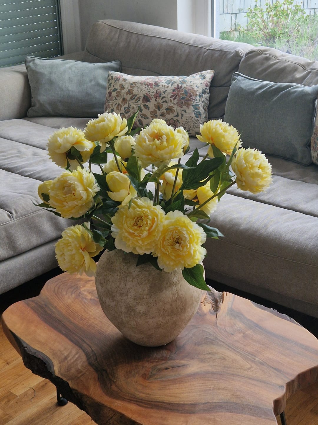 Customer photo review of Arda vaas - Beige