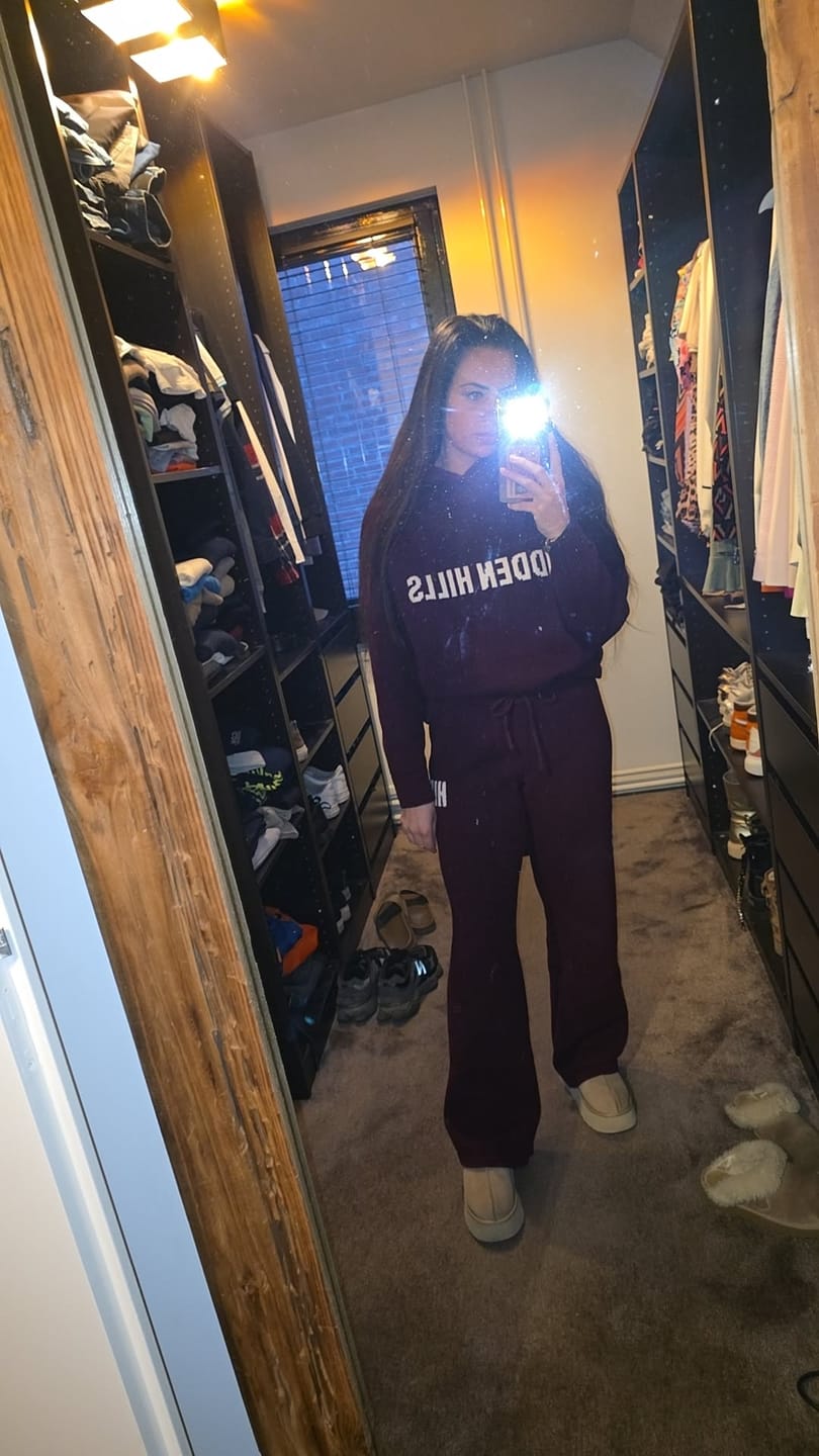 Customer photo review of KNIT HOODIE DARK PLUM