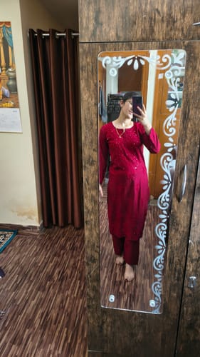 Customer photo review of Maroon 2 piece Rayon Mukaish set