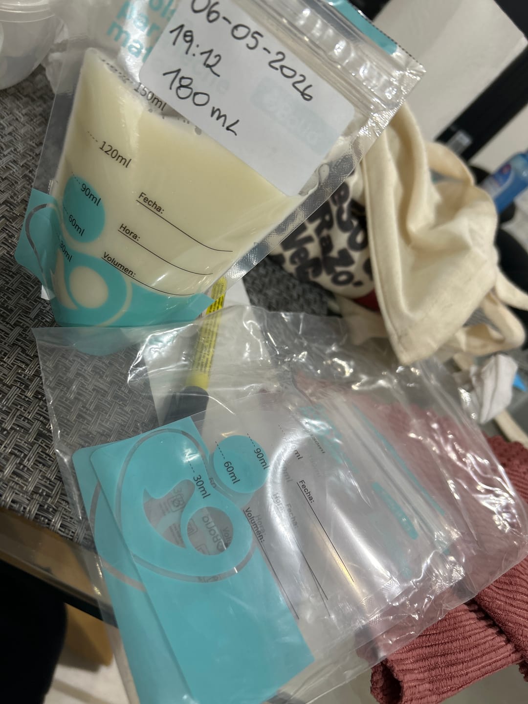 Customer photo review of Bolsa para leche materna 25un