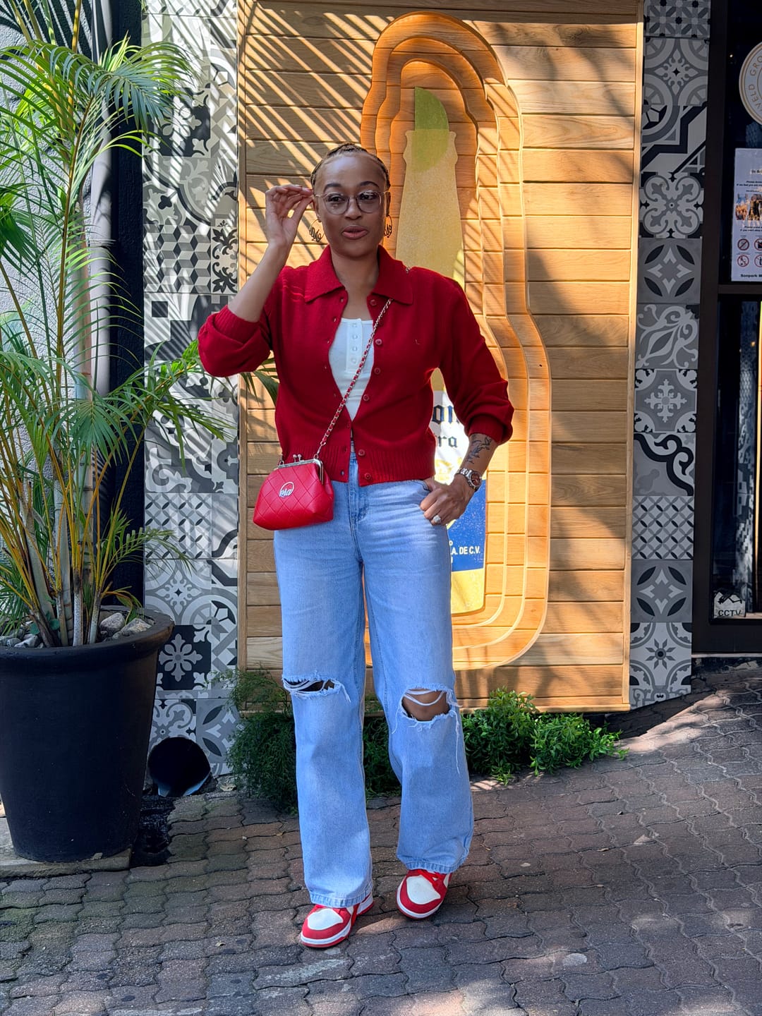 Customer photo review of ERA Mini Kisslock Chain Bag – Red