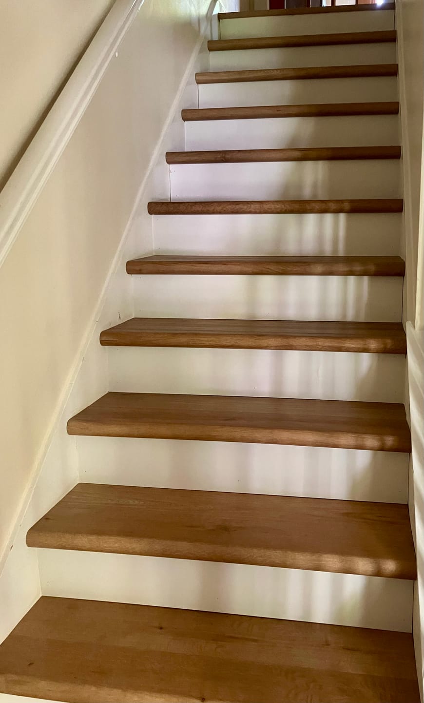 Customer photo review of Glenridge Oak Stair Tread