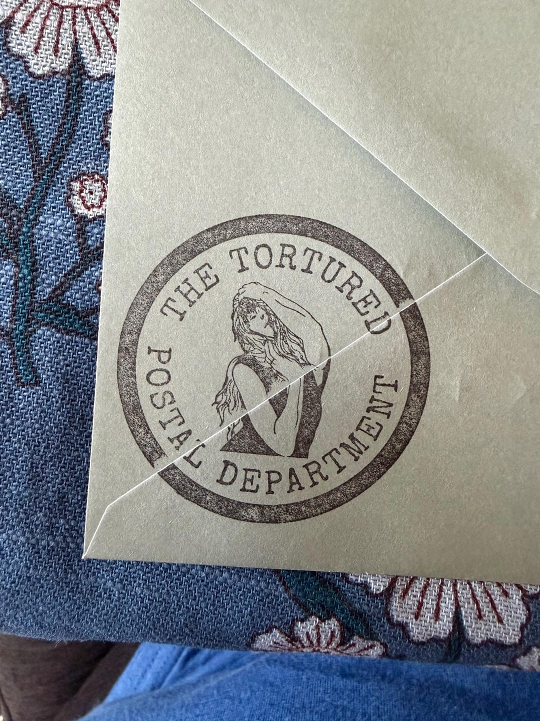 Customer photo review of Wood Stamp﹘with handle﹘US