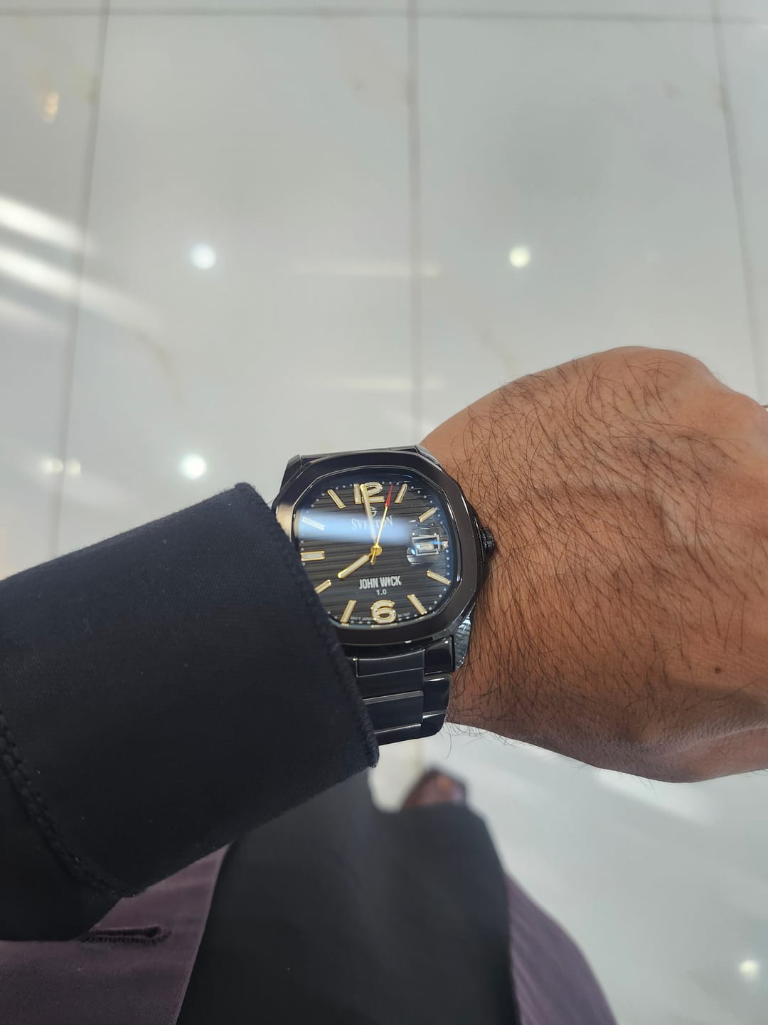 Customer photo review of John Wick Chain