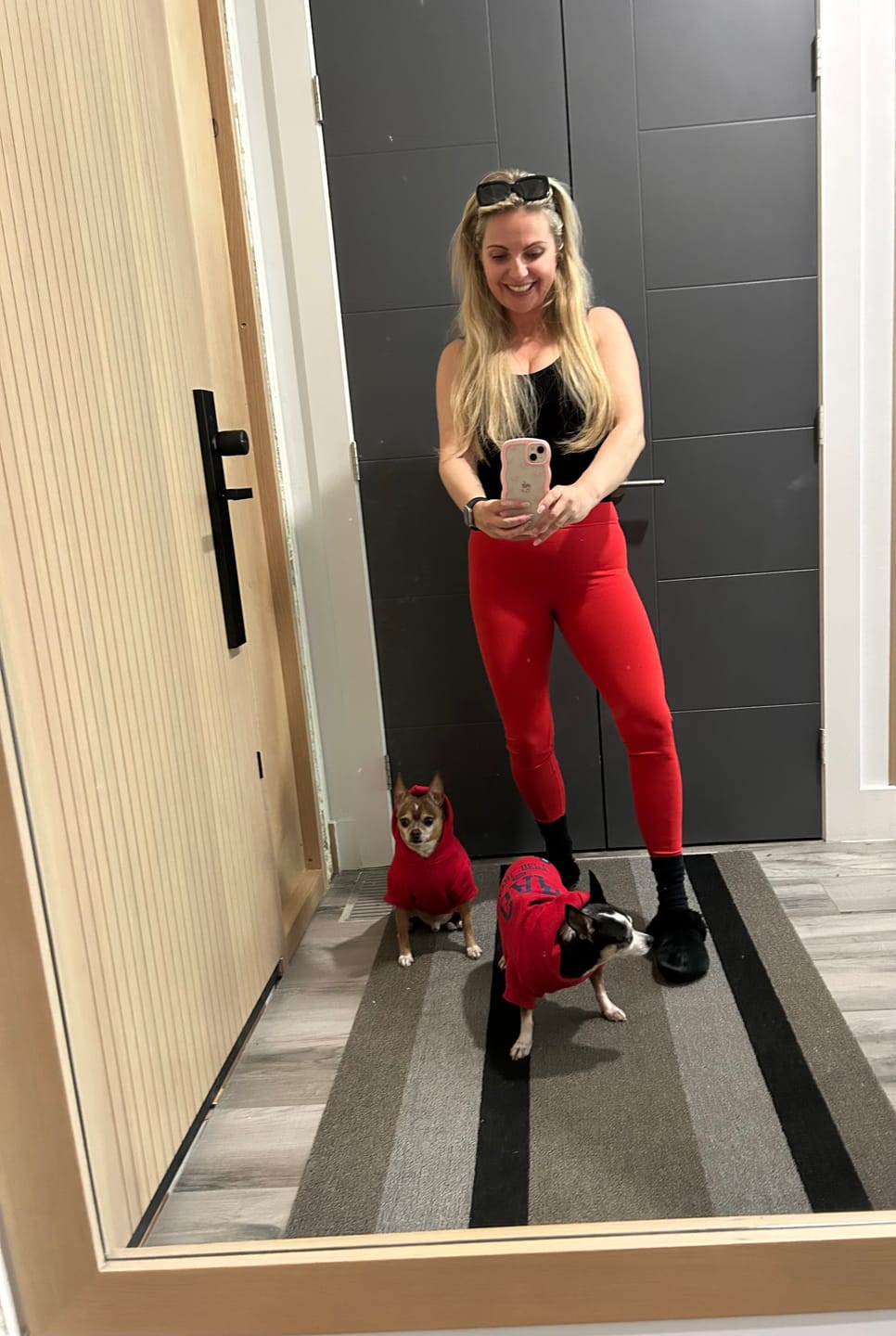 Customer photo review of Icon Leggings