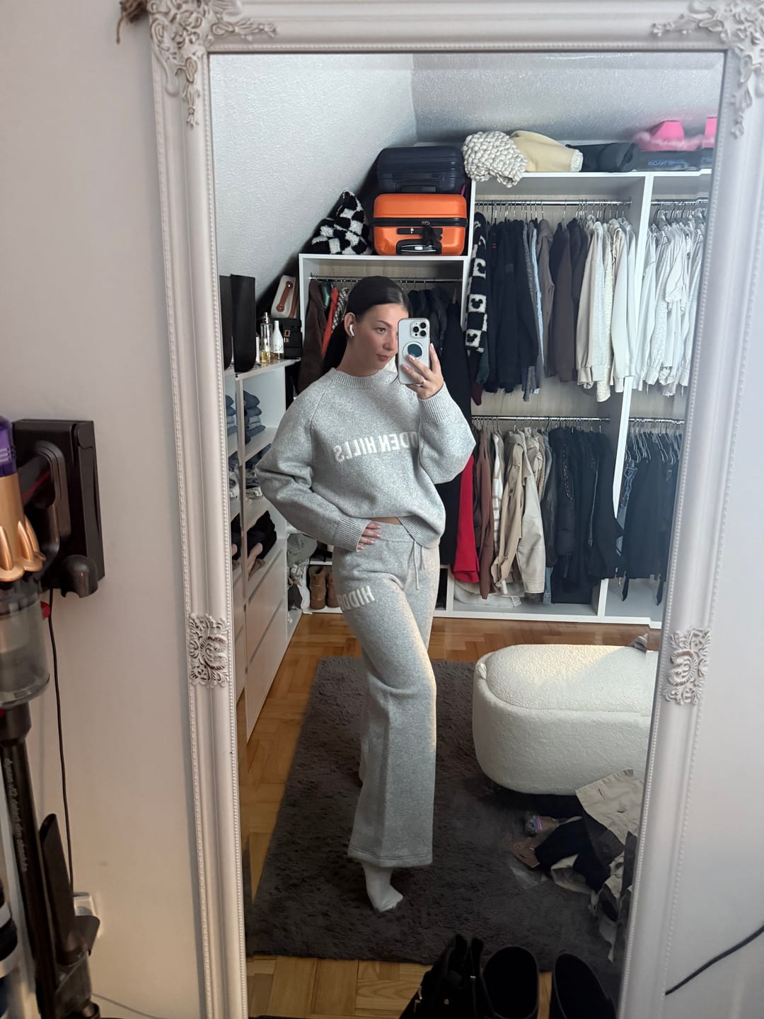 Kundenbewertung mit Foto von KNIT SWEATPANTS LIGHT GREY