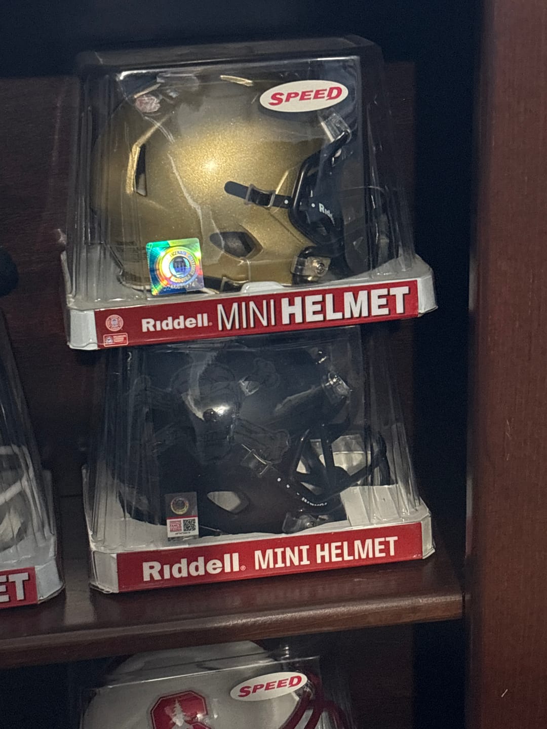Customer photo review of Army Black Knights Riddell Speed Mini Helmet - Skull & Crossbones