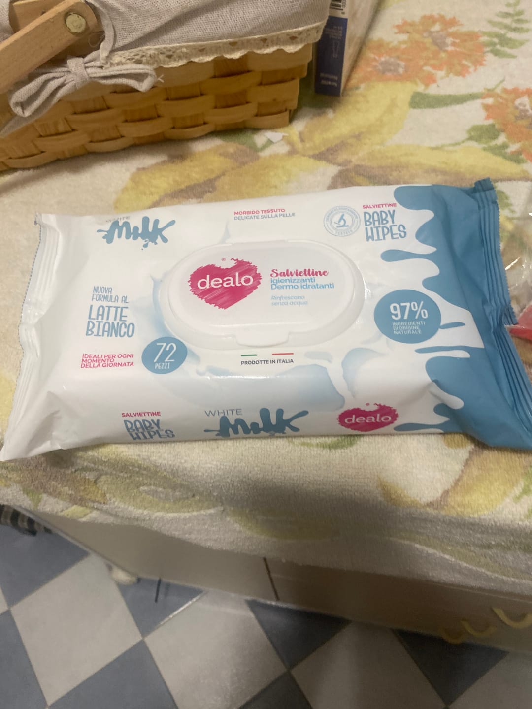 Customer photo review of DEALO® SALVIETTE BIANCO LATTE 72PZ