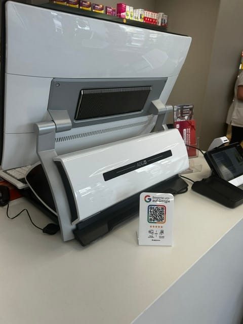 Customer photo review of Google Bewertung Aufsteller mit NFC & QR-Code
