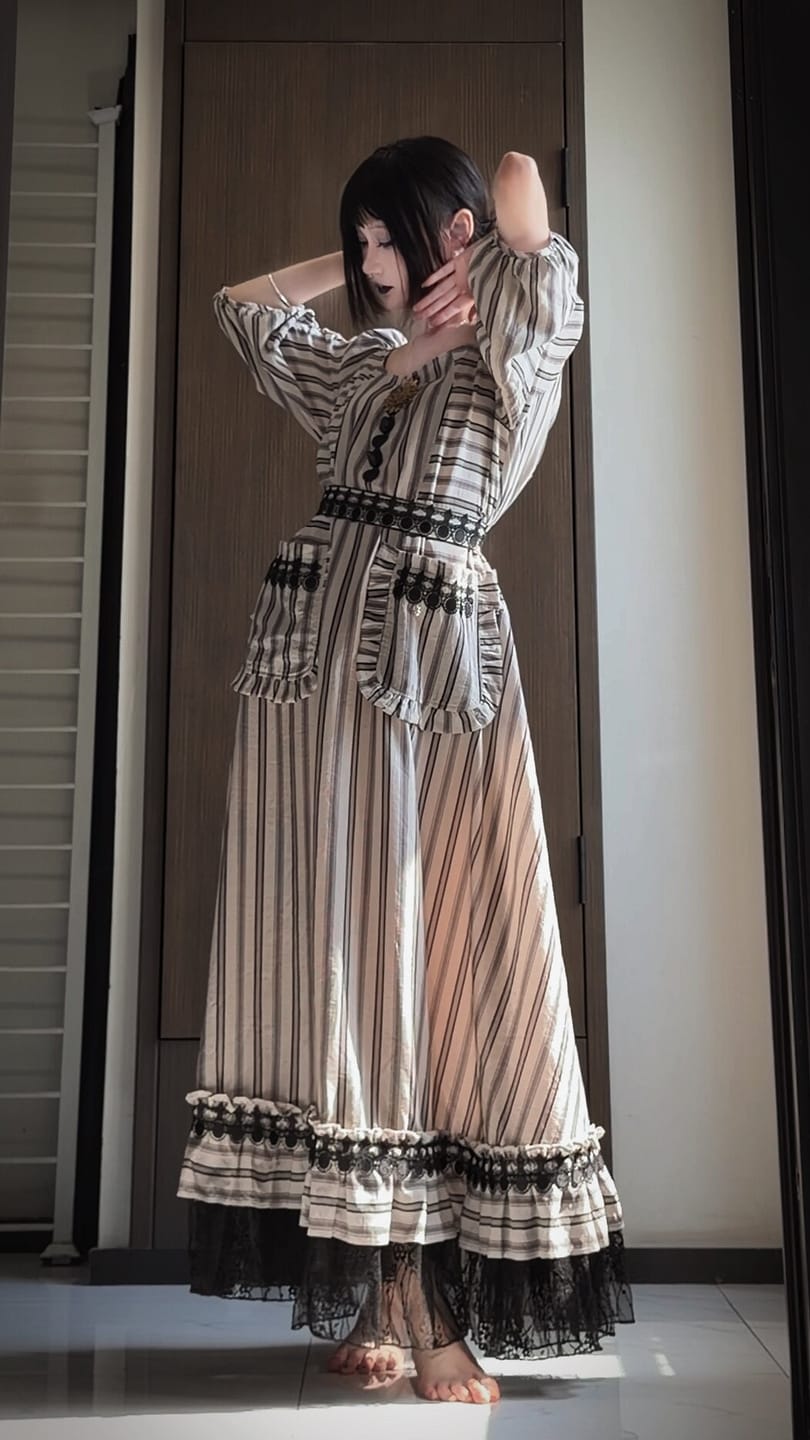 Customer photo review of DOINDULGE Striped Square-Neck Fitted Waist Dress with Lace Trim