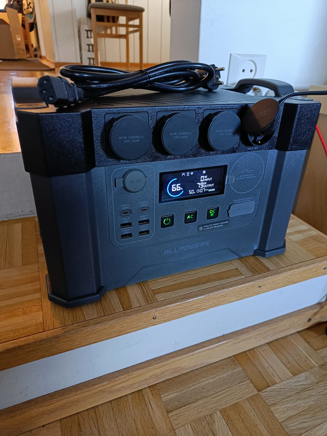 Customer photo review of ALLPOWERS S2000 Pro Portable Power Station 2400W 1451Wh