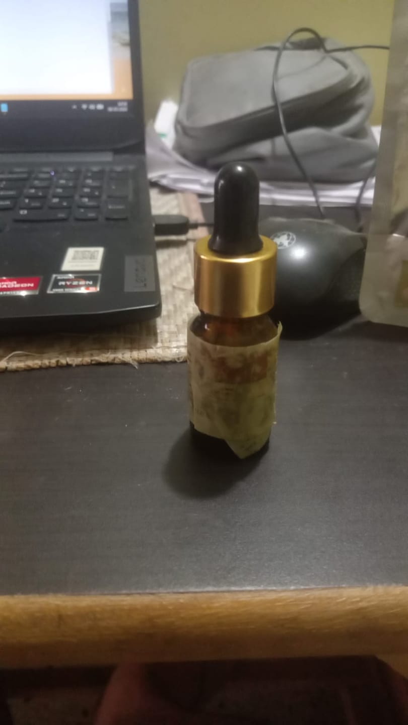 Customer photo review of Soma Sutra Cannabis Oil – Full Spectrum Vijaya Extract Oil for Pain, Sleep & Anxiety Support (10ml)