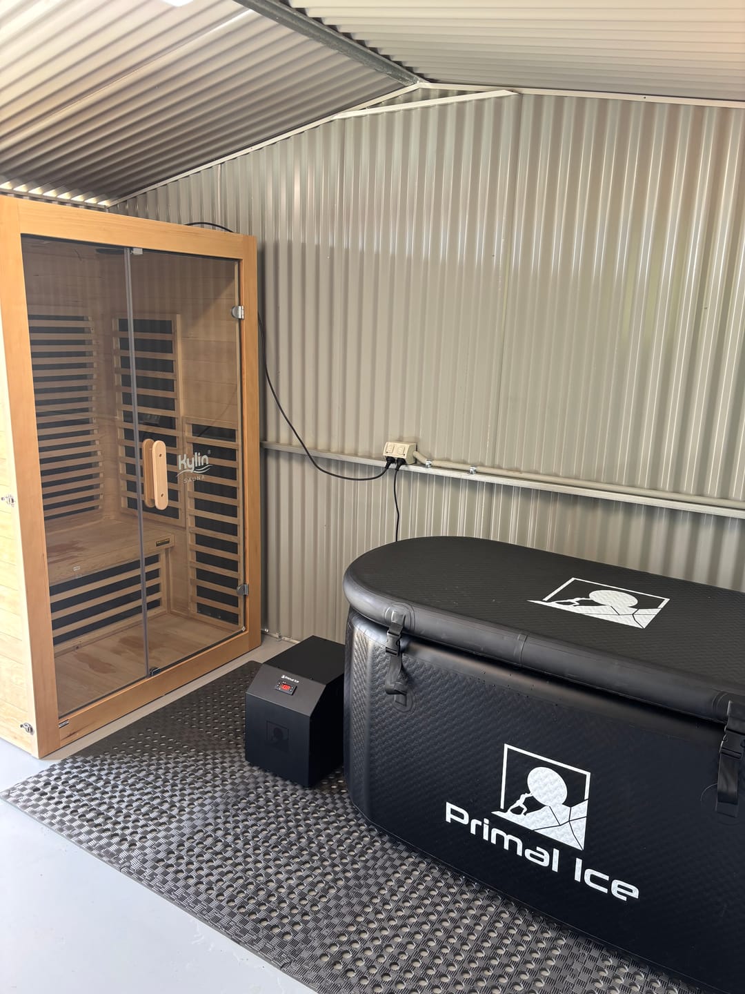 Customer photo review of Kylin Low EMF Carbon Infrared Sauna 2 Person with floor heater H6201-F