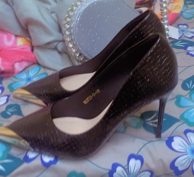 Customer photo review of Madison Textured Pumps