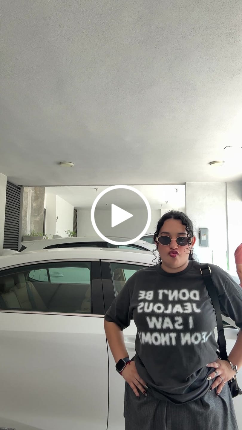 Customer video review of Par Arete Estrella Irregular Con Zironias