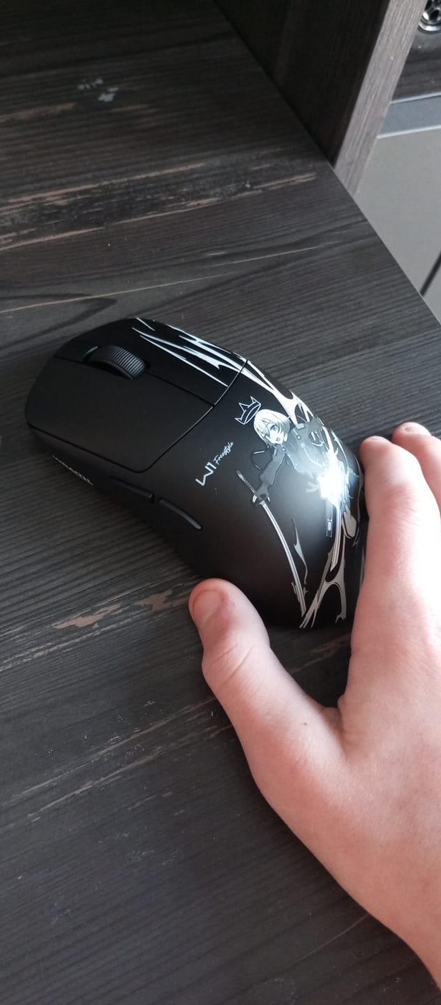 Customer photo review of Wraith W1 Wireless Mouse