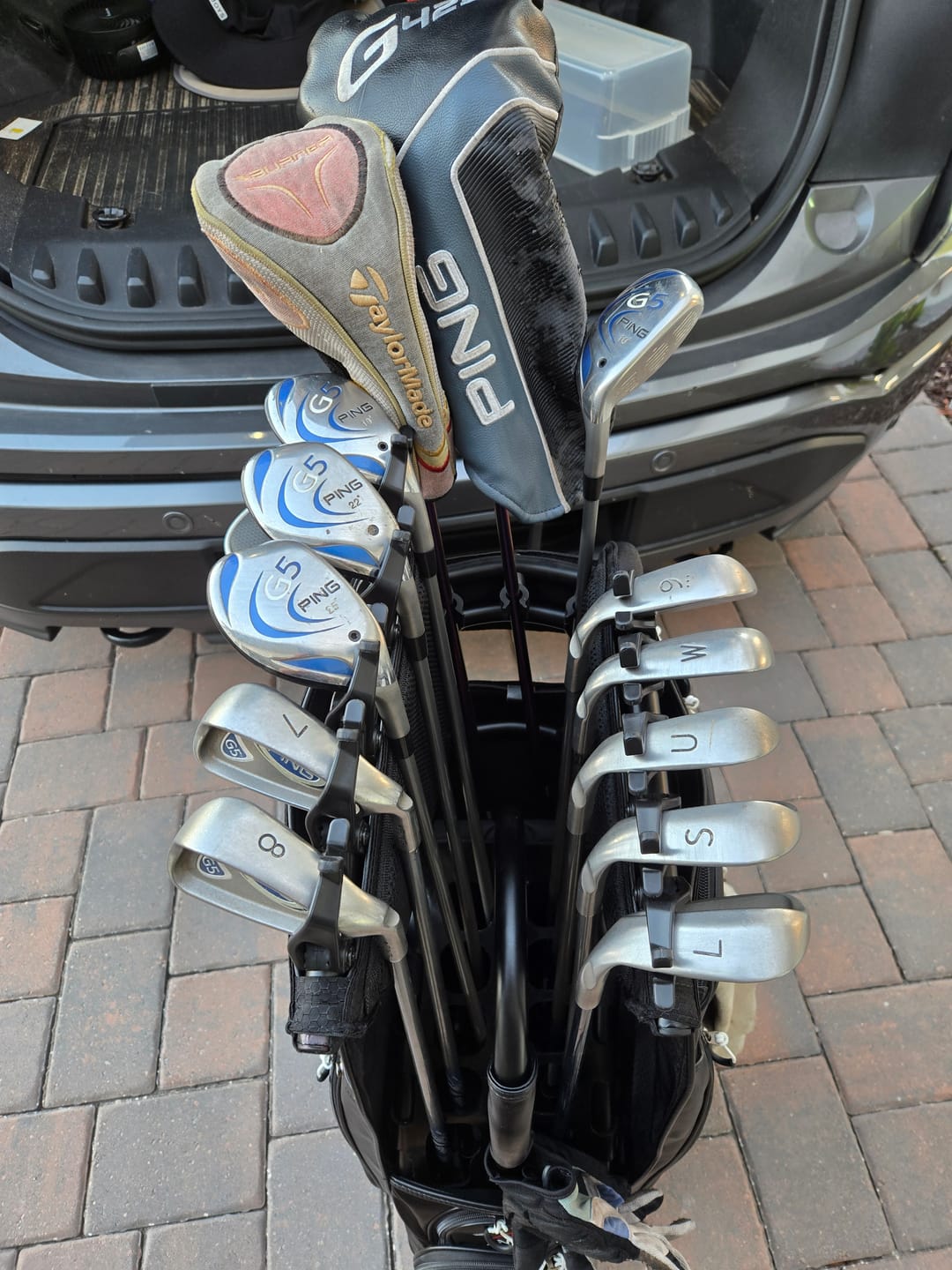 Customer photo review of NEVR LOOZ C2 Utility Golf Bag – ProClip Club Organizer System