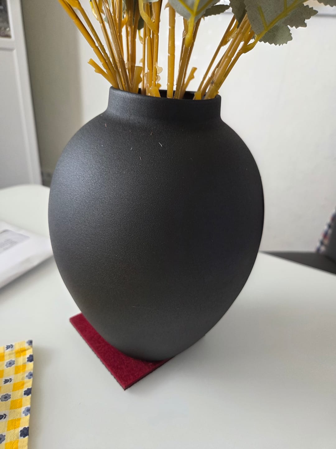 Customer photo review of Aura Vaas - Mat zwart