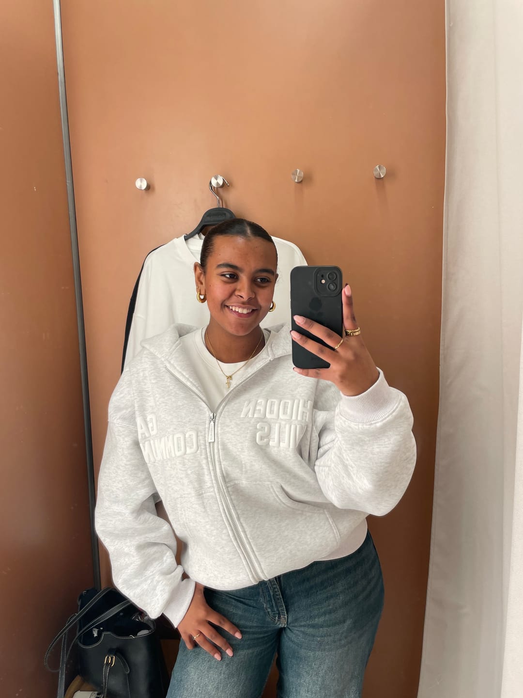 Customer photo review of GATED COMMUNITY ZIP HOODIE LIGHT GREY