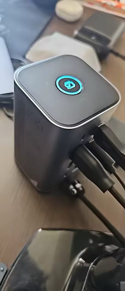 Customer photo review of 12-in-1 USB-C Hub – Doppelt 4K HDMI, 100W PD, RJ45, SD/TF