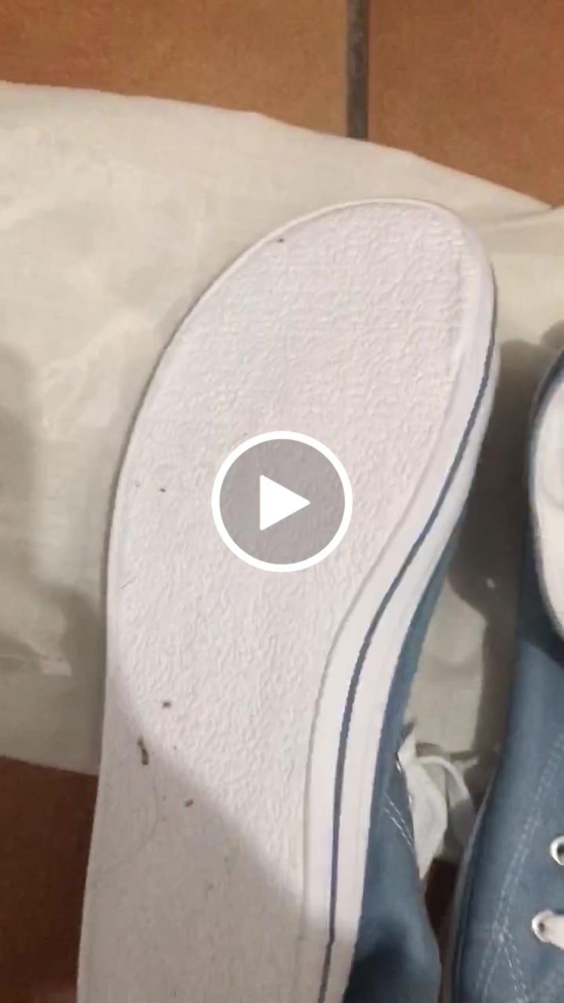 Customer video review of Roam I - Zapatos Barefoot