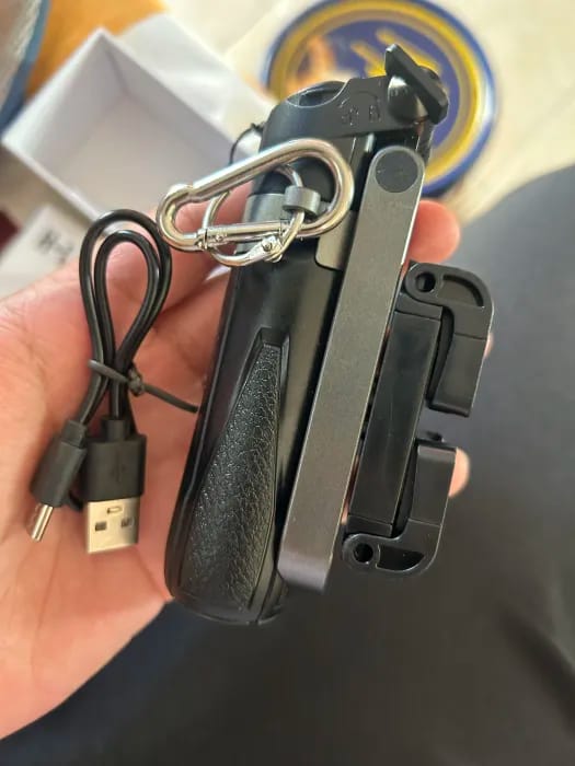 Customer photo review of 3-in-1 Mini-Stativ Selfie-Stick mit Bluetooth-Fernbedienung