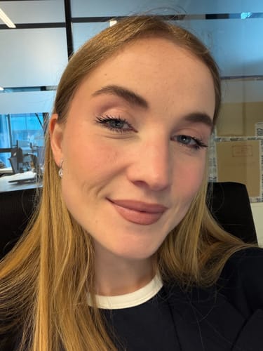 Customer photo review of Lip Contour