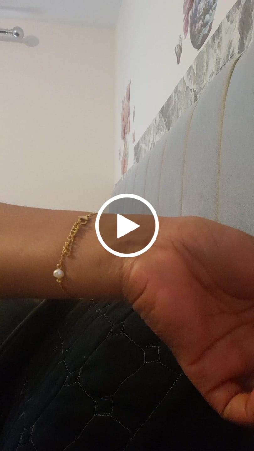 Customer video review of Laney Pearl Bracelet (Bundle)