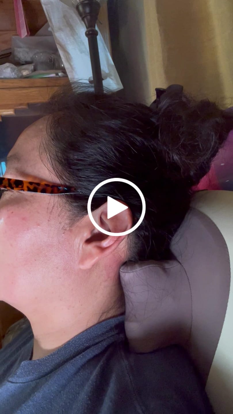 Customer video review of HiZoo - Clinical Grade Decompression Massager