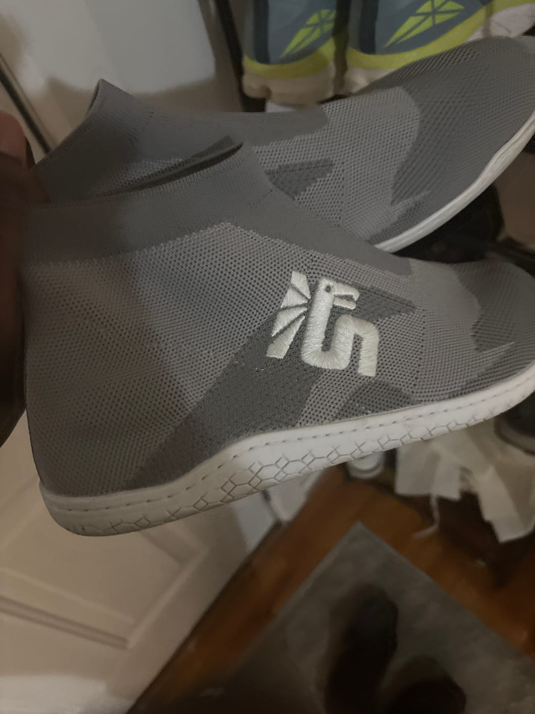 Customer photo review of THE OTISHI 2.0 "Moonstone Gray" (AMARU LOGO)