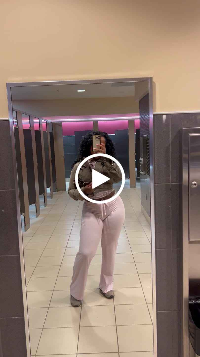 Customer video review of EVERYDAY PANT