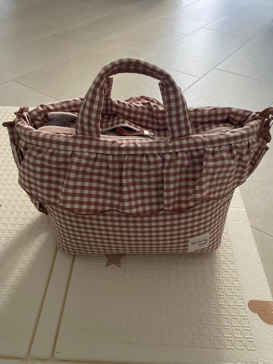 Customer photo review of Borsa Fasciatoio Praliné Vichy Walking Mum