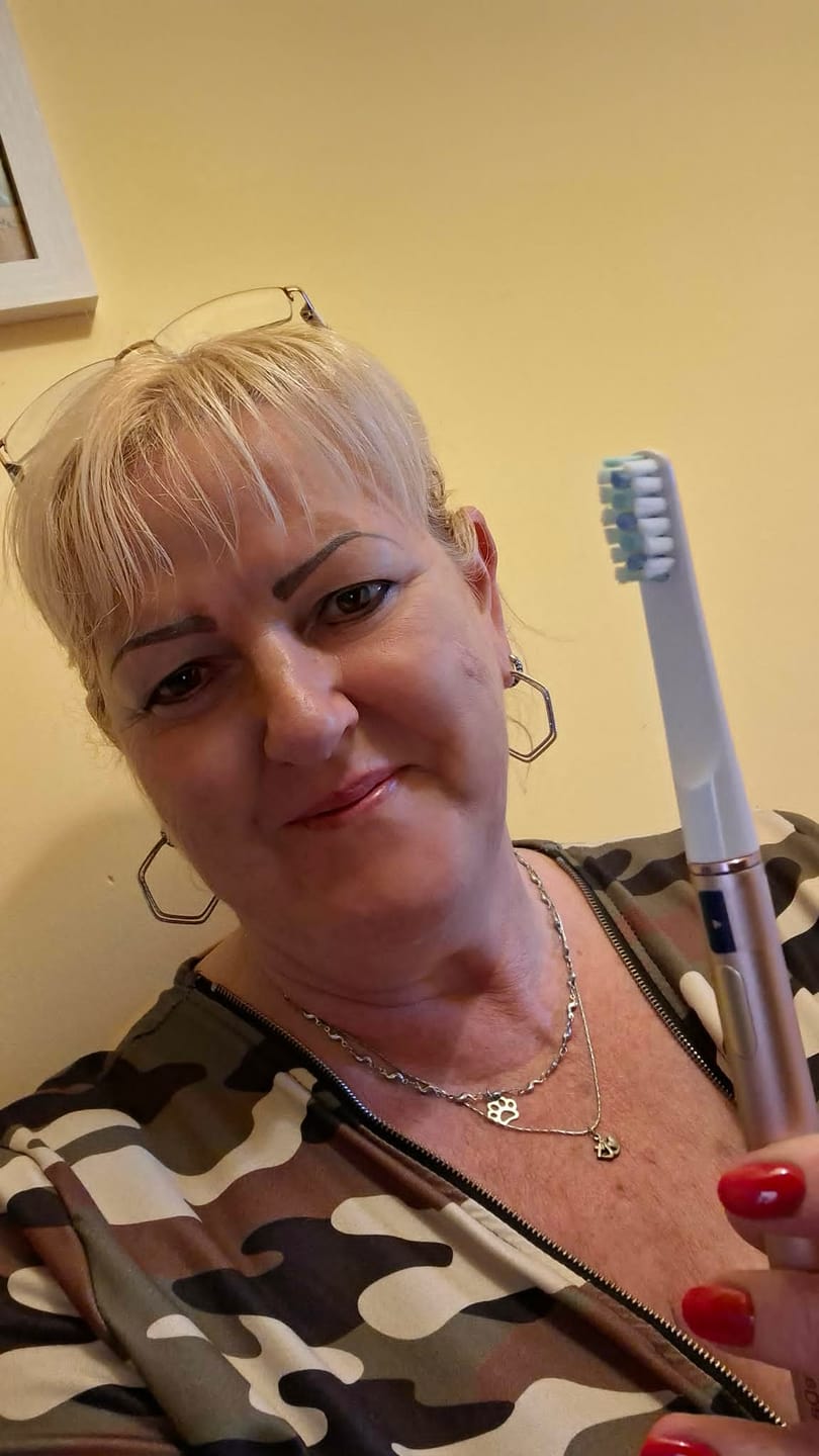 Customer photo review of PureDent szónikus fogkefe