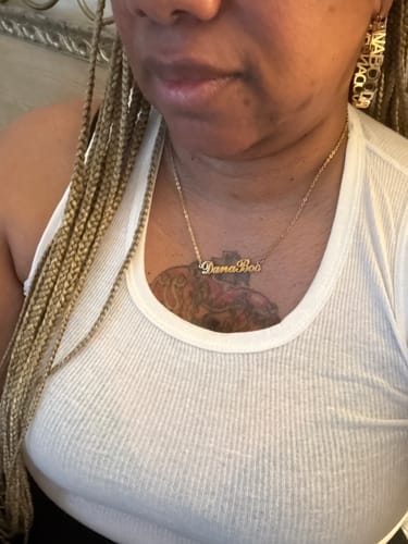 Customer photo review of The Classic Personalized Name Necklace