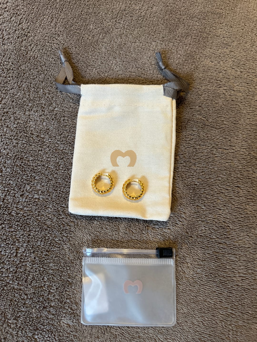 Customer photo review of Pendientes Aros Vórtice