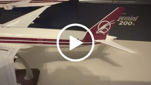 Customer video review of GEMINI200 QATAR 777-300ER 1/200 25TH ANNIVERSARY REG#A7-BAC