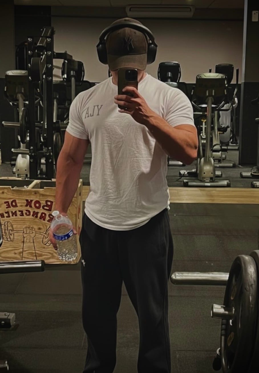 Customer photo review of W428 - Drip Oversized Tee