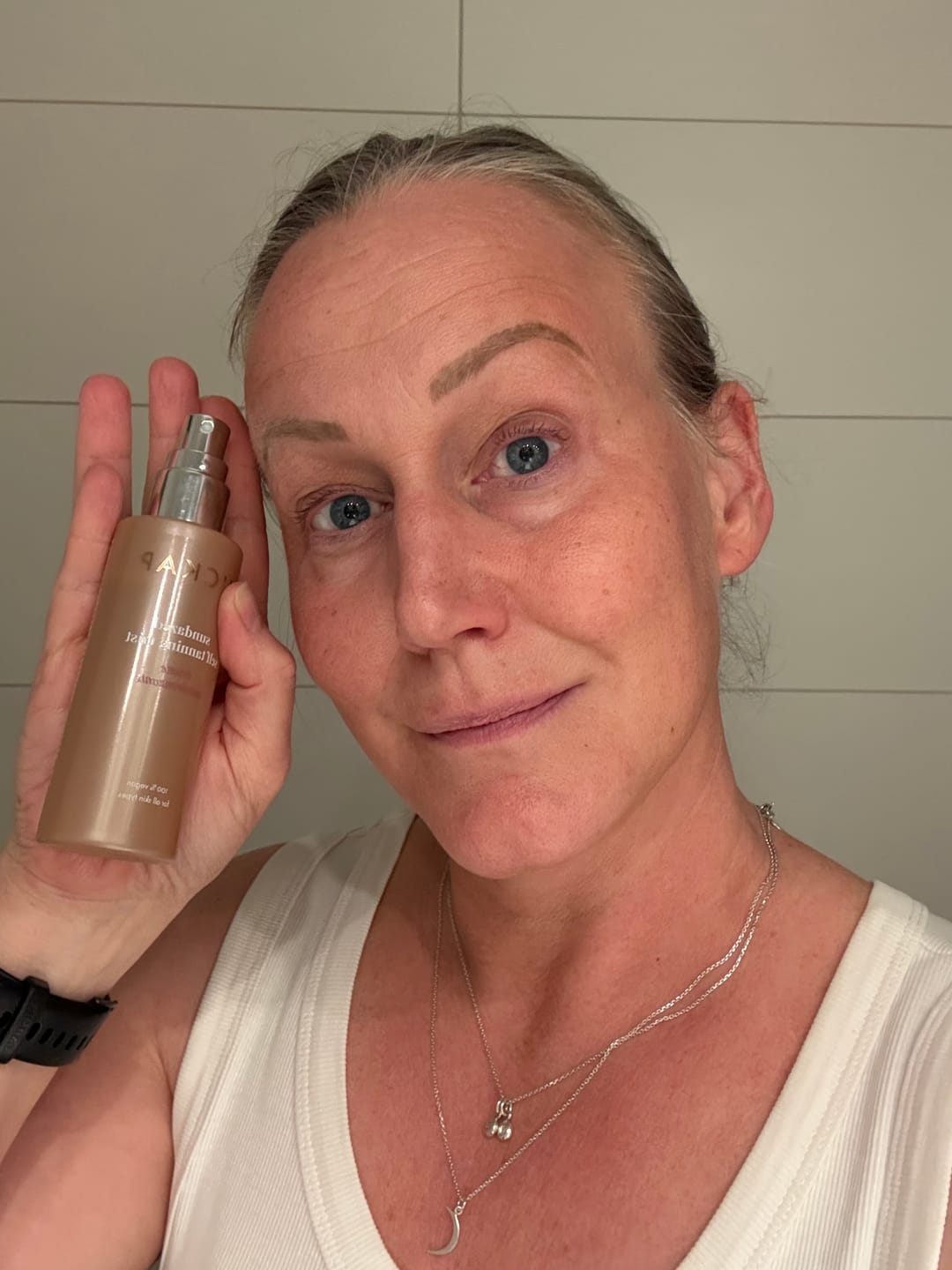 Customer photo review of Sundazed Self Tanning Mist