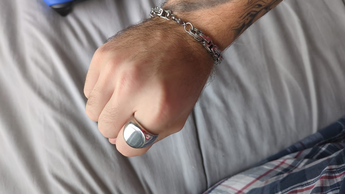 Customer photo review of ROUND.