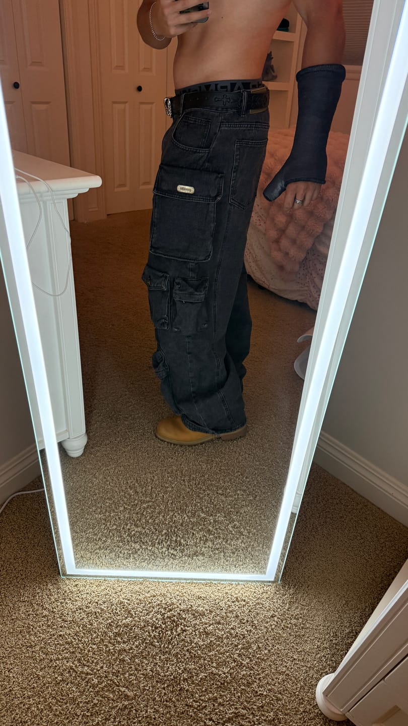 Customer photo review of 6002 - Hella Pocket Jeans