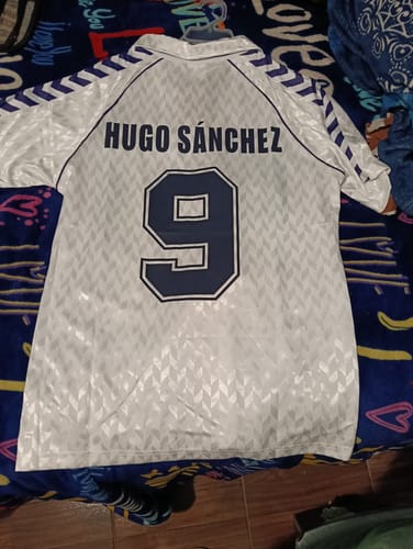Customer photo review of Real Madrid Local 85/86