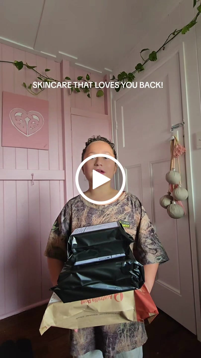 Customer video review of Mailing Satchel 02 255mm x 330mm Poly Mailer Black