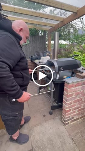 Customer video review of Sourdough Pizza Bases