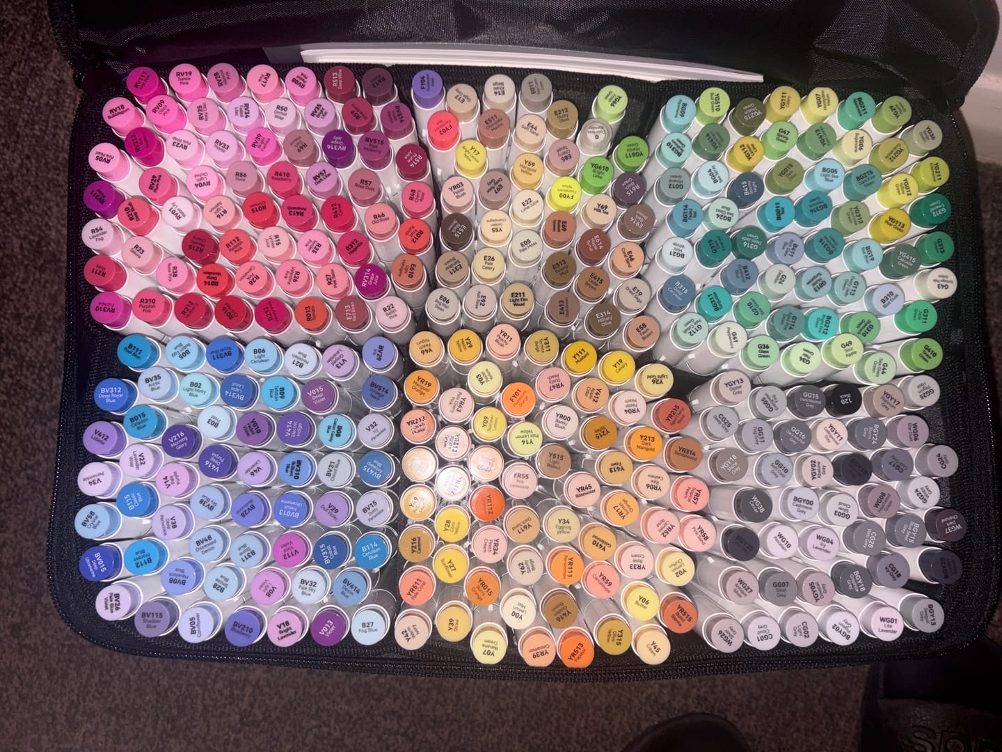 Customer photo review of Ohuhu Honolulu Brush Markers - Large Set