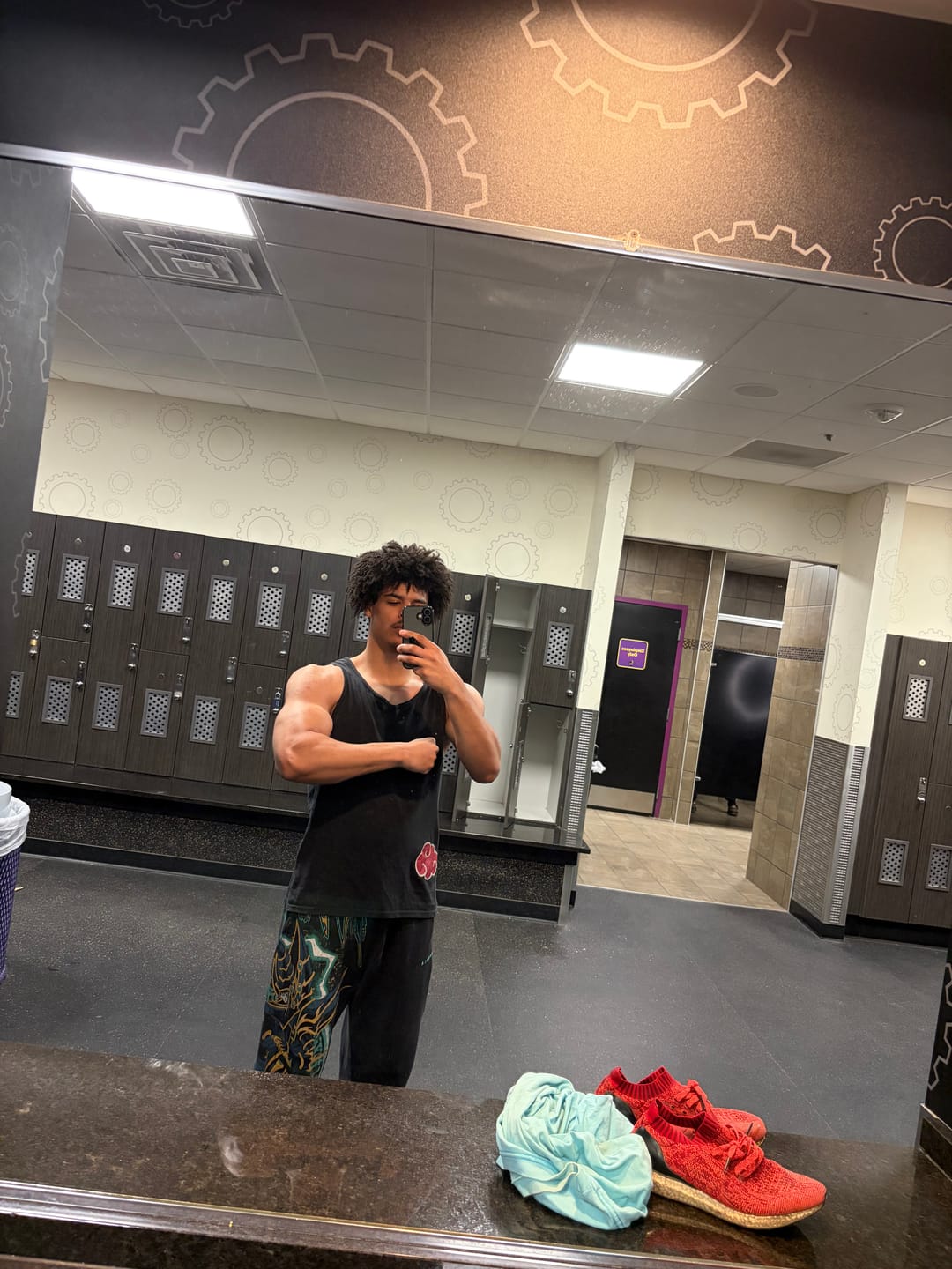Customer photo review of 2004 - Yu-Gi-Oh!® Sweats