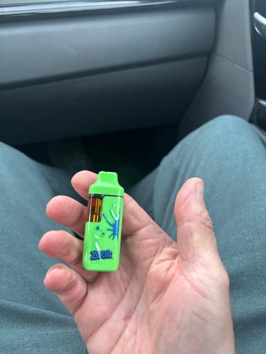 Customer photo review of BLUE RASPBERRY 1.5ML VAPE