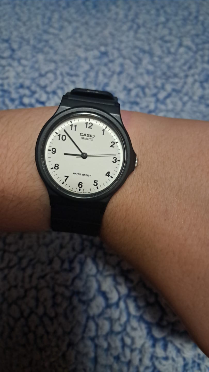 Customer photo review of Reloj Casio Vintage MQ-24-7BLDF Blanco Números