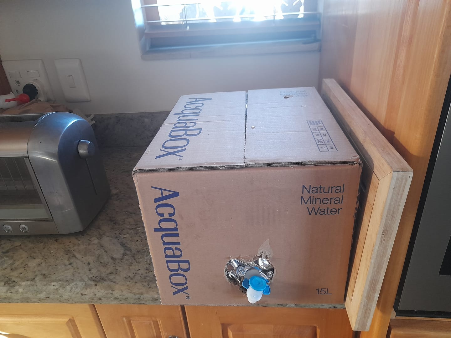 Customer photo review of AcquaBox 15L - Still Mineral Water (on tap Bag-in-Box)