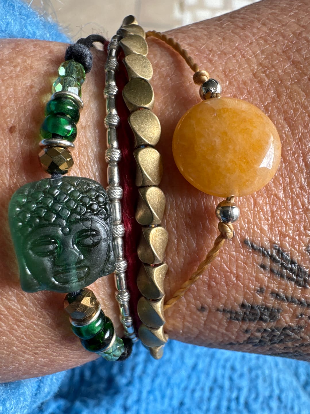 Customer photo review of Bracelet Tibétain en Perles de Cuivre